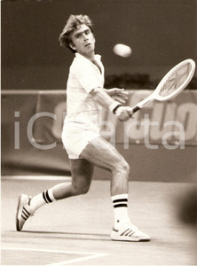 Fotografia d epoca originale 1982 MILANO Cuore Tennis Cup Carlos KIRMAYR batte Adriano PANATTA Fotografia 1