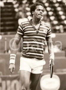 Fotografia d epoca originale 1982 MILANO Cuore Tennis Cup Chip HOOPER al termine del match Fotografia 1