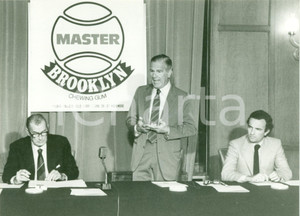 Fotografia d epoca originale 1980 MILANO Tennis Carlo DELLA VIDA Francesco RICCI BITTI Master Brooklyn FOTO 1