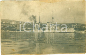 Fotografia d epoca originale 1910 ca TRIESTE Regia nave SAN GIORGIO in navigazione Fotografia 1