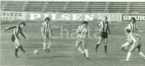 Fotografia d epoca originale 1973 URUGUAY Calcio Ferdinando MORENA in azione in campo Fotografia 1