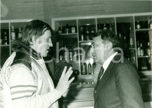 Fotografia d epoca originale 1980 ca CALCIO Johnny RIVER con Presidente Corrado FERLAINO Fotografia 1