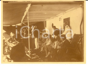 Fotografia d epoca originale 1920 ca LLOYD ROYAL BELGE Finta giuria per esibizione cani nave OLYMPIER Foto 1