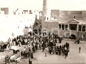 Fotografia d epoca originale 1977 MONASTIR Tunisia GESU  DI NAZARETH Franco ZEFFIRELLI dirige comparse Foto 1