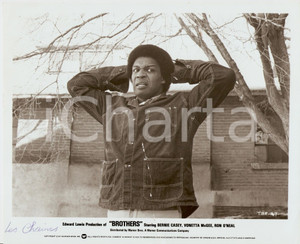 Fotografia d epoca originale 1977 BROTHERS Bernie CASEY under arrest Directed by Arthur BARRON Photo 1