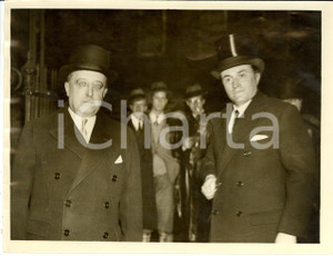 Fotografia d epoca originale 1930 LONDON Il primo ministro francese AndrÃ© TARDIEU  arriva a DOWNING STREET 1