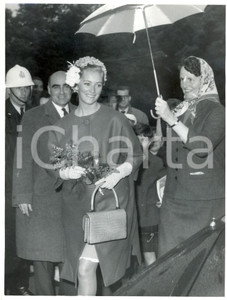 Fotografia d epoca originale 1960 ca BRUXELLES LEOPOLD CLUB Paola del BELGIO al match di tennis COPPA DAVIS 1