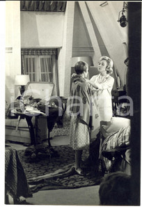 Fotografia d epoca originale 1958 CINEMA Micheline PRESLE sul set del film  BOBOSSE  Fotografia 18x24 1