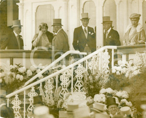 Fotografia d epoca originale 1934 ASCOT UK Queen Mary of TECK Edward Prince of WALES at the Royal Party 1