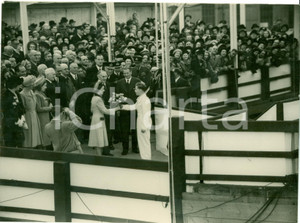 Fotografia d epoca originale 1946 BELFAST Princess MARGARET launching RMS EDINBURGH CASTLE Harland & Wolff s 1