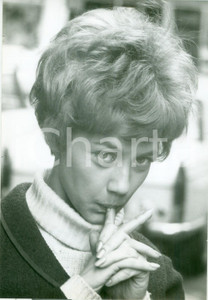 Fotografia d epoca originale 1960 ca PARIS Dominique PRADEAU in atteggiamento provocante Fotografia 1