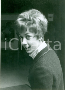 Fotografia d epoca originale 1960 ca PARIS Dominique PRADEAU sorpresa e divertita Fotografia 1