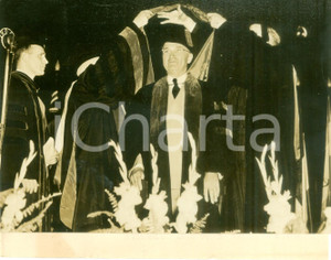 Fotografia d epoca originale 1945 KANSAS CITY USA Presidente Harry S. TRUMAN riceve laurea onoraria FOTO 1