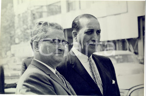 Fotografia d epoca originale 1960 MOSCOW Francis Gary POWERS father at espionage trial Photo LYNX 1