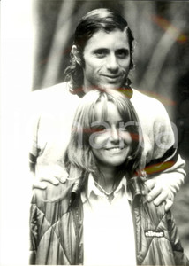 Fotografia d epoca originale 1980 ca TENNIS Guillermo VILAS e fidanzata Gabriela BLONDEAU Foto 24x30 cm 1