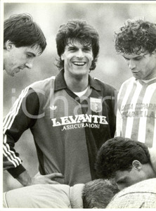 Fotografia d epoca originale 198687 ITALIA Calcio GENOA Roberto POLICANO Fotografia 22 x 29 cm 1
