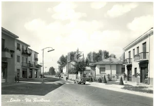 Cartolina originale da collezione 1960 ca PIOLTELLO MI Via Rivoltana a LIMITO con FIAT 500 ANIMATA 1 1