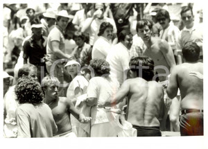 Fotografia d epoca originale 1986 MESSICO Mondiali ARGENTINA  INGHILTERRA Hooligans rivendicano FALKLAND 1