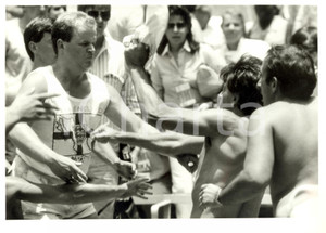 Fotografia d epoca originale 1986 MESSICO Mondiali ARGENTINA  INGHILTERRA Hooligans violenti per FALKLAND 1