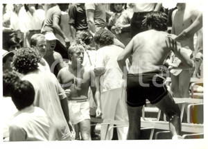 Fotografia d epoca originale 1986 MESSICO Mondiali ARGENTINA  INGHILTERRA Scontri tifoserie per FALKLAND 1