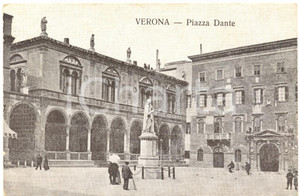 Cartolina originale da collezione 1917 VERONA Piazza DANTE Cartolina postale FP VG ANIMATA 1