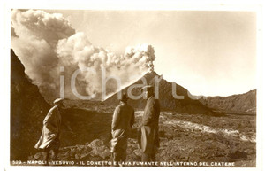 Cartolina originale da collezione 1937 NAPOLI Cratere con lava fumante del VESUVIO Cartolina FP VG ANIMATA 1