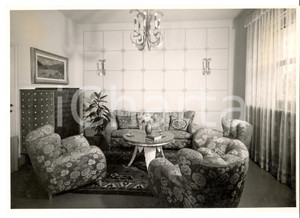 Fotografia d epoca originale 1960 ca SEVESO Mobili Fratelli BARNI Modello di salotto Foto FORTUNATI 1