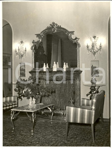 Fotografia d epoca originale 1960 ca SEVESO Mobili Fratelli BARNI Camino con specchiera Foto MODERNARIATO 1
