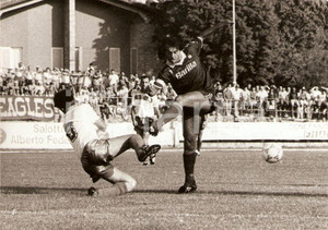 Fotografia d epoca originale 1991 URBINO Calcio ROMA vs. URBINO Tiro di Giuseppe GIANNINI Foto 1