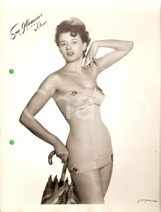 Fotografia d epoca originale 1960 MILANO MODA Costumi da bagno ANNIS Sea Glamour Modella con ombrello FOTO 1