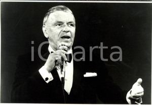 Fotografia d epoca originale 1991 PARIS Frank SINATRA si esibisce al PALAIS des CONGRES Fotografia 1