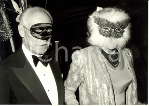 Fotografia d epoca originale 1985 PARIS Guy e MarieHelene de ROTHSCHILD al Gala BAL MASQUE A L OPERA Foto 1