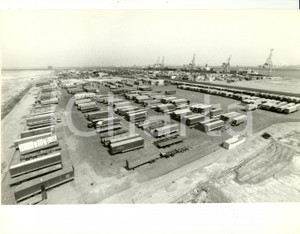 Fotografia d epoca originale 1979 MARSIGLIA F Veduta del porto con terminali e containers Fotografia 1