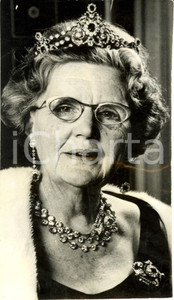 Fotografia d epoca originale 1970 ca L AIA Regina Giuliana d OLANDA con i gioielli reali Fotografia 9 x 16 cm 1