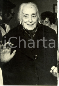 Fotografia d epoca originale 1989 MADRID ES Dolores IBARRURI GOMEZ La PASIONARIA ricoverata per polmonite 1