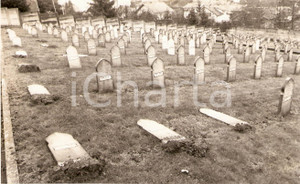 Fotografia d epoca originale 1992 MULHOUSE FRANCE CimitiÃ¨re Militaire VALLONS Profanation pierre tombales 1