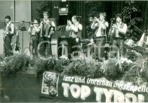 Fotografia d epoca originale 1990 ca MULHOUSE F Orchestra TOP TYROL alle JournÃ©es d Octobre Fotografia 1