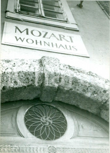 Fotografia d epoca originale 1990 ca SALZBURG AUSTRIA Casa natale di MOZART Facciata Wohnhaus Fotografia 1