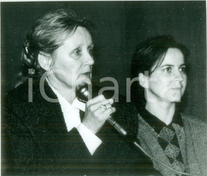 Fotografia d epoca originale 1992 JUGOSLAVIA Donne bosniache in conferenza stampa Fotografia cm 13 x 11 1