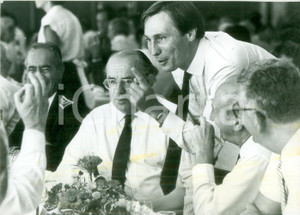 Fotografia d epoca originale 1986 COLMAR FRANCE Politico Henri GOETSCHY alla Foire aux Vins Fotografia 1