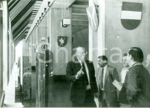 Fotografia d epoca originale 1985 ca ALSACE FRANCE Politico Henri GOETSCHY al Conseil RÃ©gional Fotografia 1