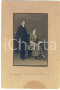Fotografia d epoca originale 1930 ca TORINO Ritratto di una giovane coppia Foto A. GIANOLIO 18x24 cm 1