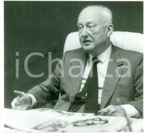 Fotografia d epoca originale 1990 ca STRASBOURG FRANCE Politico Pierre PFLIMLIN a un convegno Fotografia 1