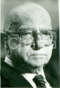 Fotografia d epoca originale 1988 PARIS FRANCE Politico Edgar FAURE ricoverato in ospedale Fotografia 1