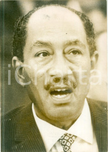 Fotografia d epoca originale 1989 PARIS FRANCE Anouar ELSADATE in conferenza stampa Foto 1