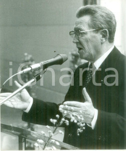 Fotografia d epoca originale 1980 STRASBOURG FRANCE Sindacalista ThÃ©o BRAUN in conferenza stampa Fotografia 1