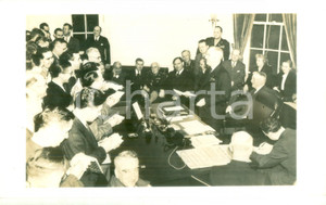 Fotografia d epoca originale 1945 ca WASHINGTON USA Presidente Harry S. TRUMAN in conferenza stampa Foto 1