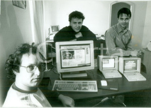 Fotografia d epoca originale 1993 KAYSERSBERG F Tecnici informatici azienda RTE al lavoro Fotografia 1