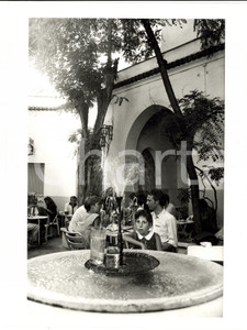 Fotografia d epoca originale 1992 MOSQUEE DE PARIS Veduta del bar interno Fotografia Noel MONIER 1