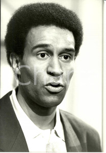 1987 PARIS Harlem DESIRE President SOS RACISME invité emission L'HEURE DE VERITE